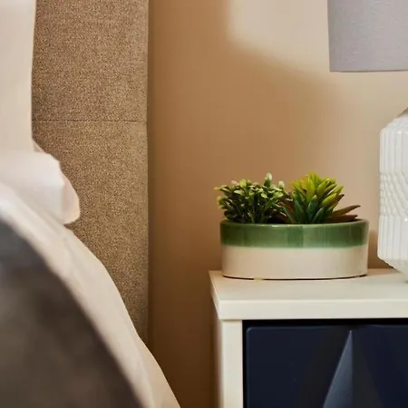 The Abode - Sleeps 6 * Harrogate